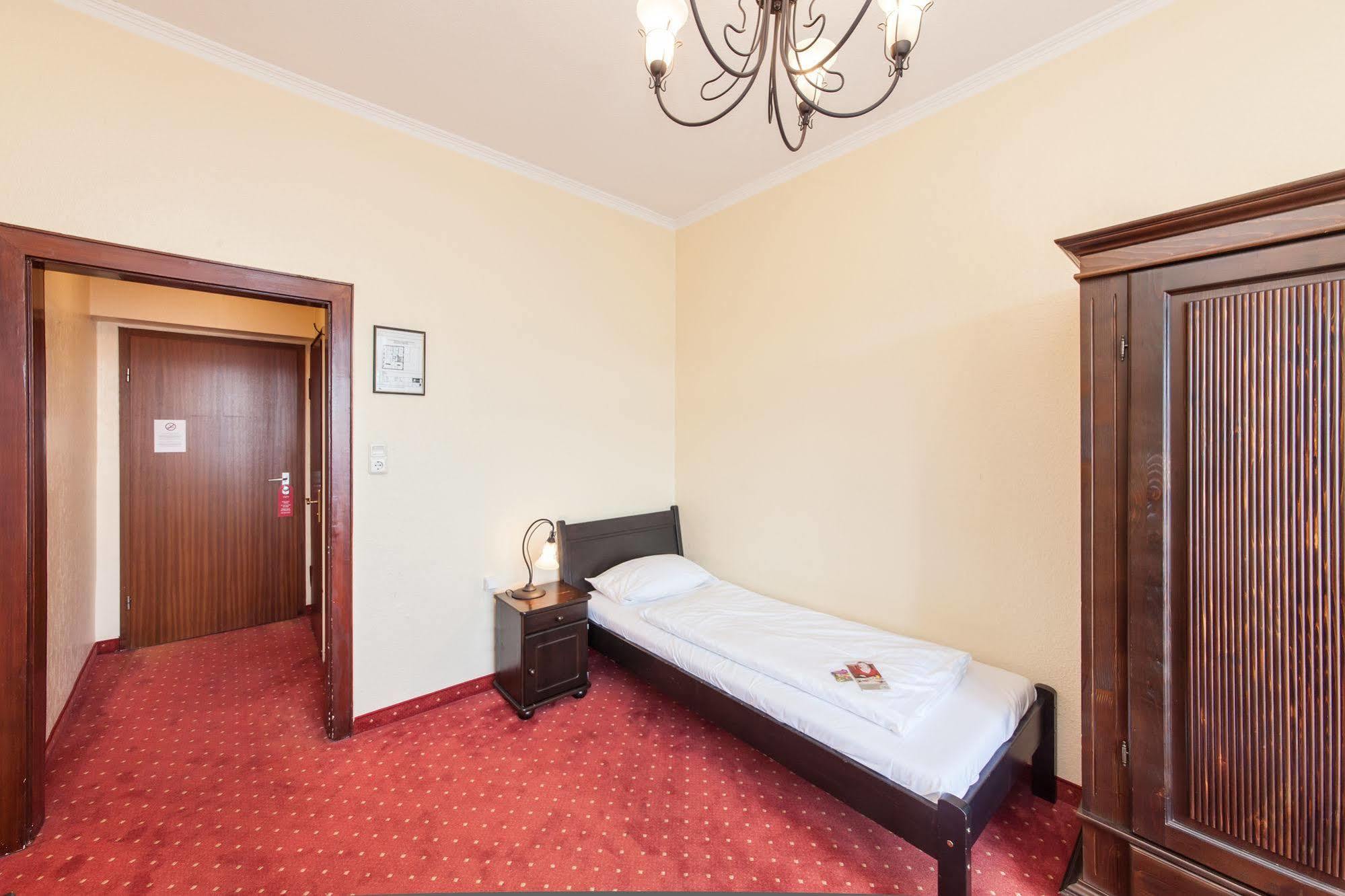 Hotel An Der Oper Duesseldorf Eksteriør billede